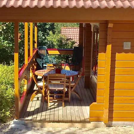 Au Chal'evasion Chalet *